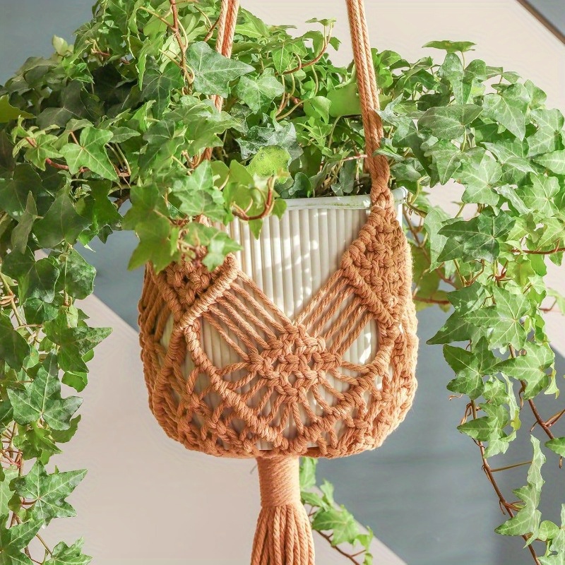 MAcrame Hanging Planter